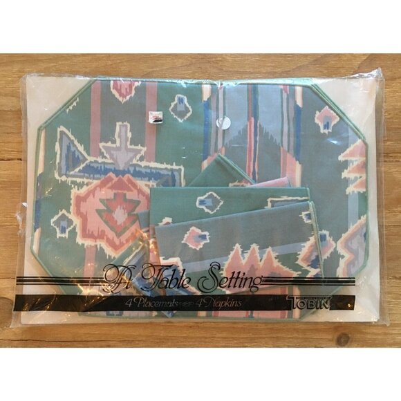 Vintage 80s Southwest Aztec Fabric Placemat with Napkins - Set of 4 (17” x 12”) - Picture 1 of 4